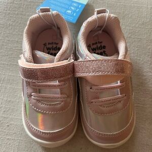 New Toddler girls pink stride rite shoes size 6